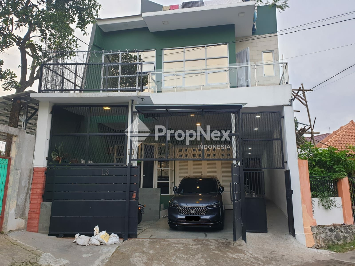 Rumah + Kos-Kosan Strategis di Kebun Jeruk Jakarta Barat